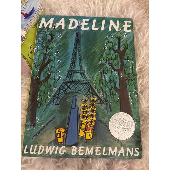 Madeline 75th Anniversary Edition Book By Ludwig Bemelmans With Pop-Up Paris Sce - Picture 4 of 16